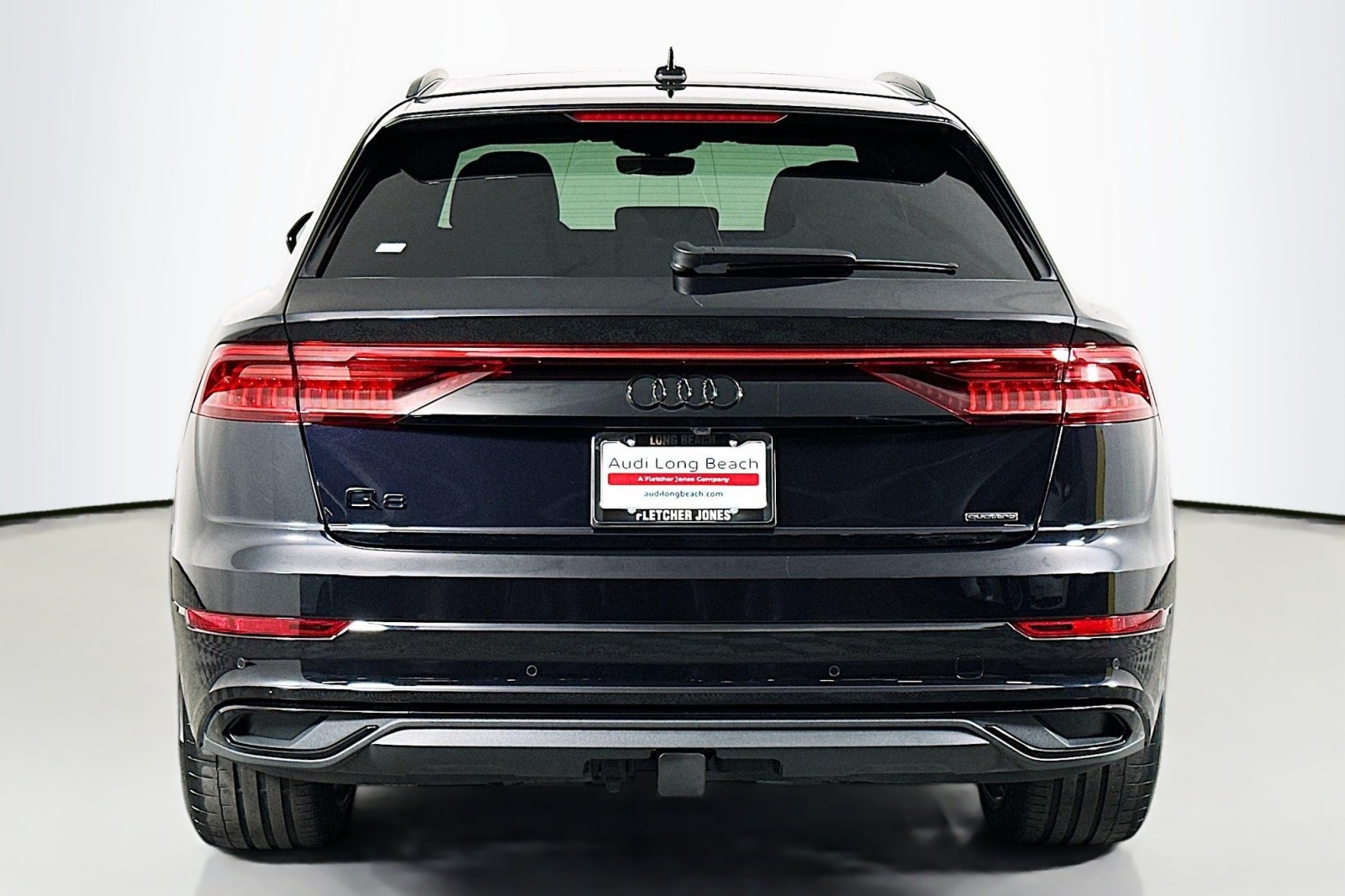 2021 Audi Q8 Premium photo 3