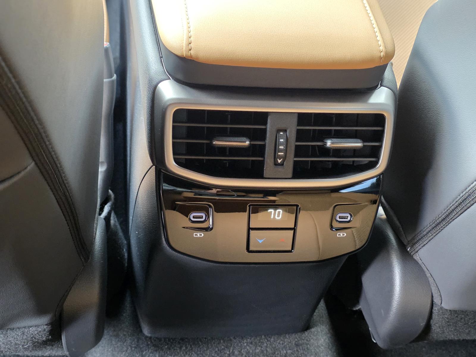 2025 Lexus RX 350 Premium photo 11