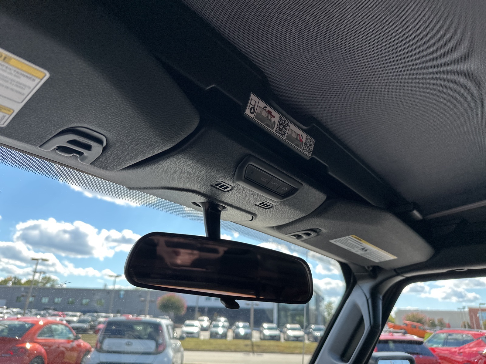 2022 Jeep Wrangler Sport S photo 25