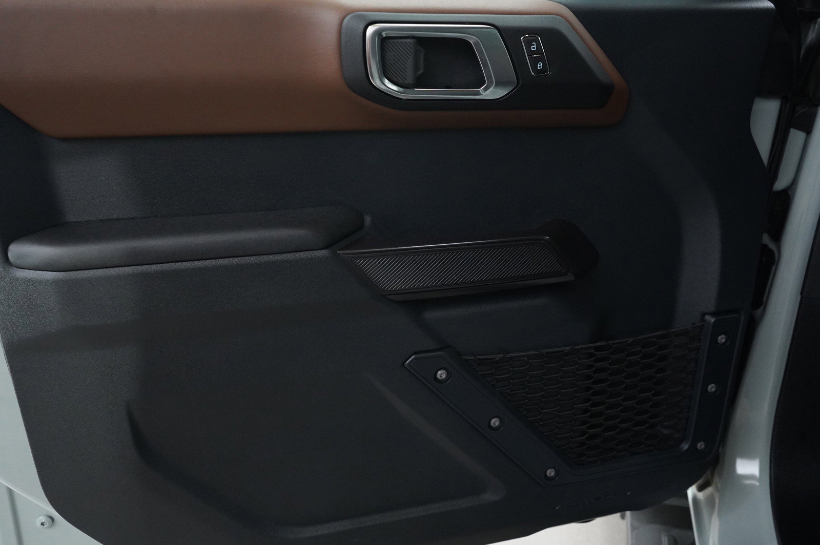 2024 Ford Bronco Outer Banks photo 18