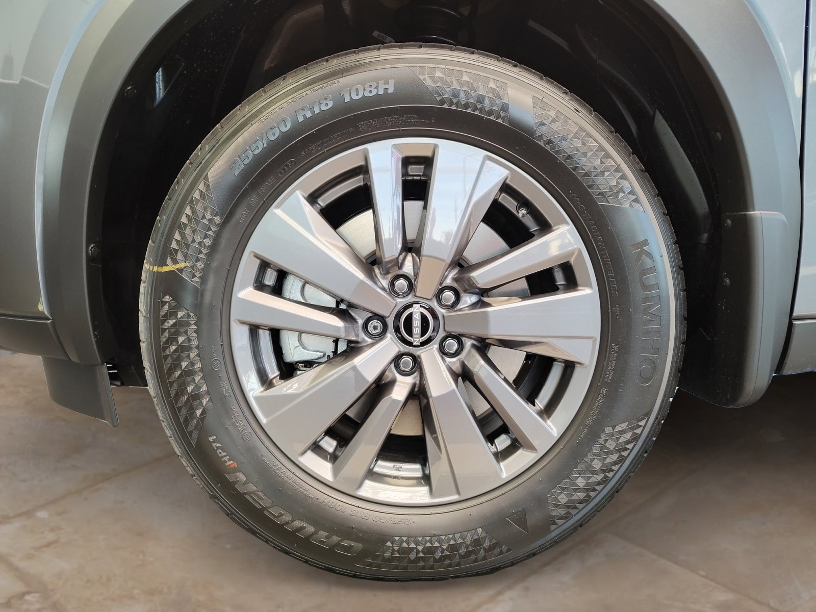 2025 Nissan Pathfinder SV photo 26
