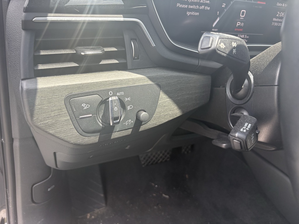 2024 Audi A4 S line Premium Plus 45 TFSI Quattro photo 14