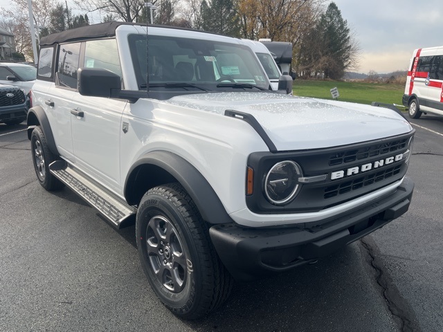 2025 Ford Bronco Big Bend photo 3