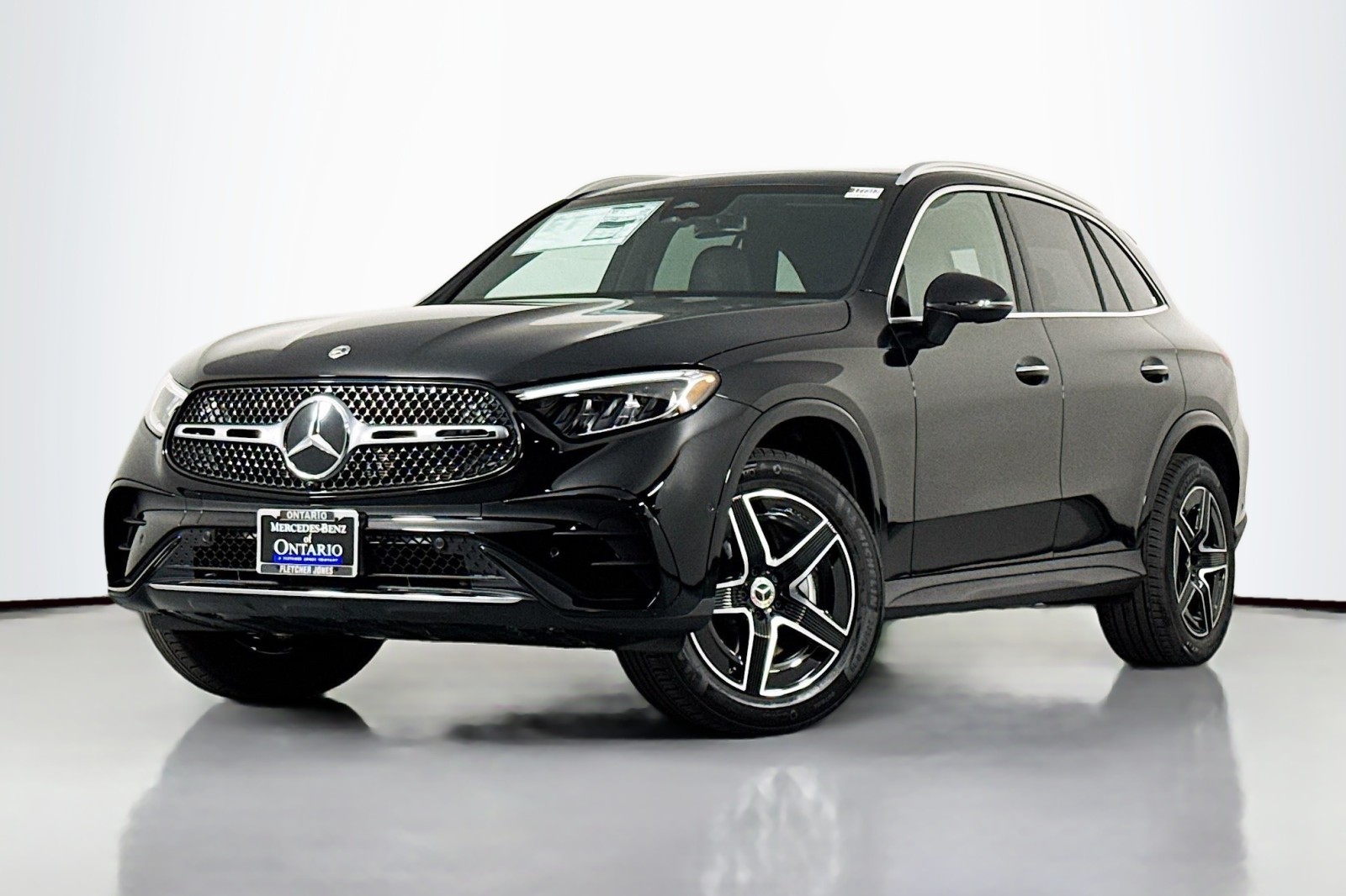 2026 Mercedes-Benz GLC Base's photo