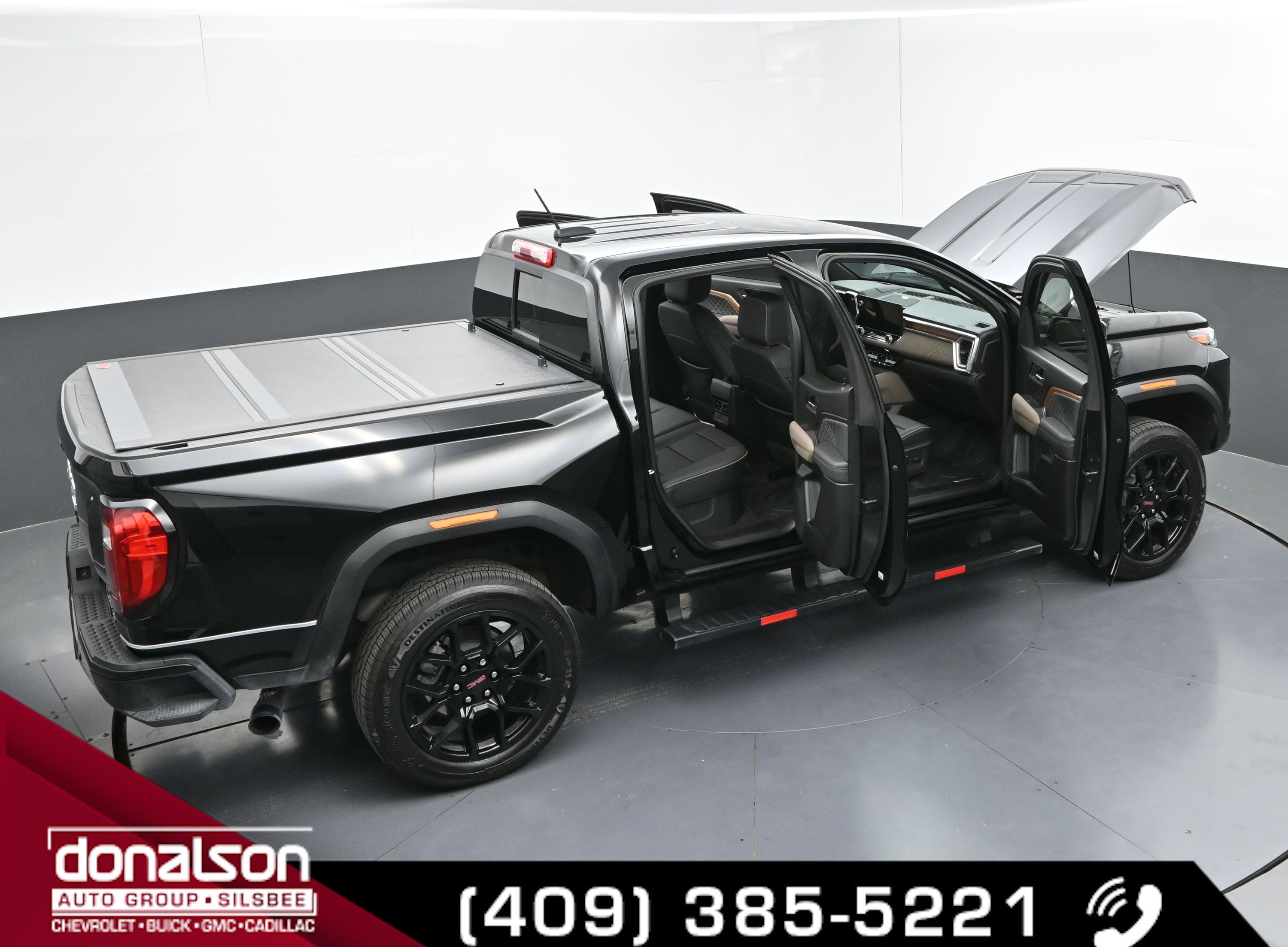 2024 Gmc Canyon Denali photo 25