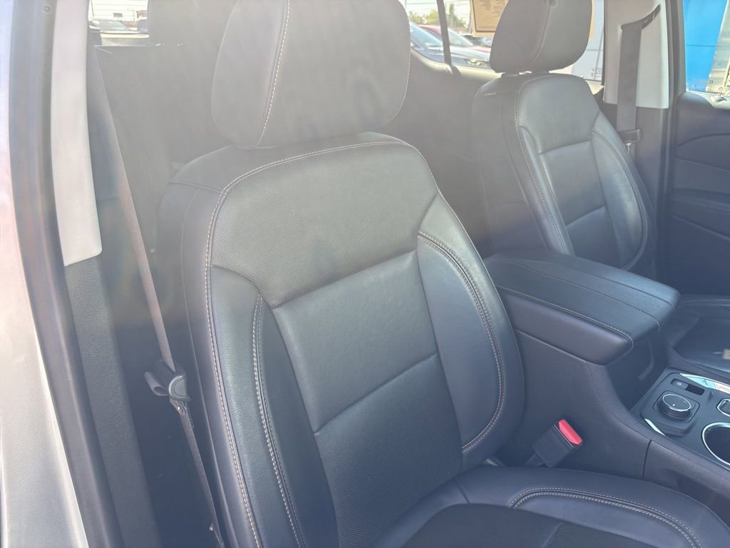 2020 Chevrolet Traverse Premier photo 25