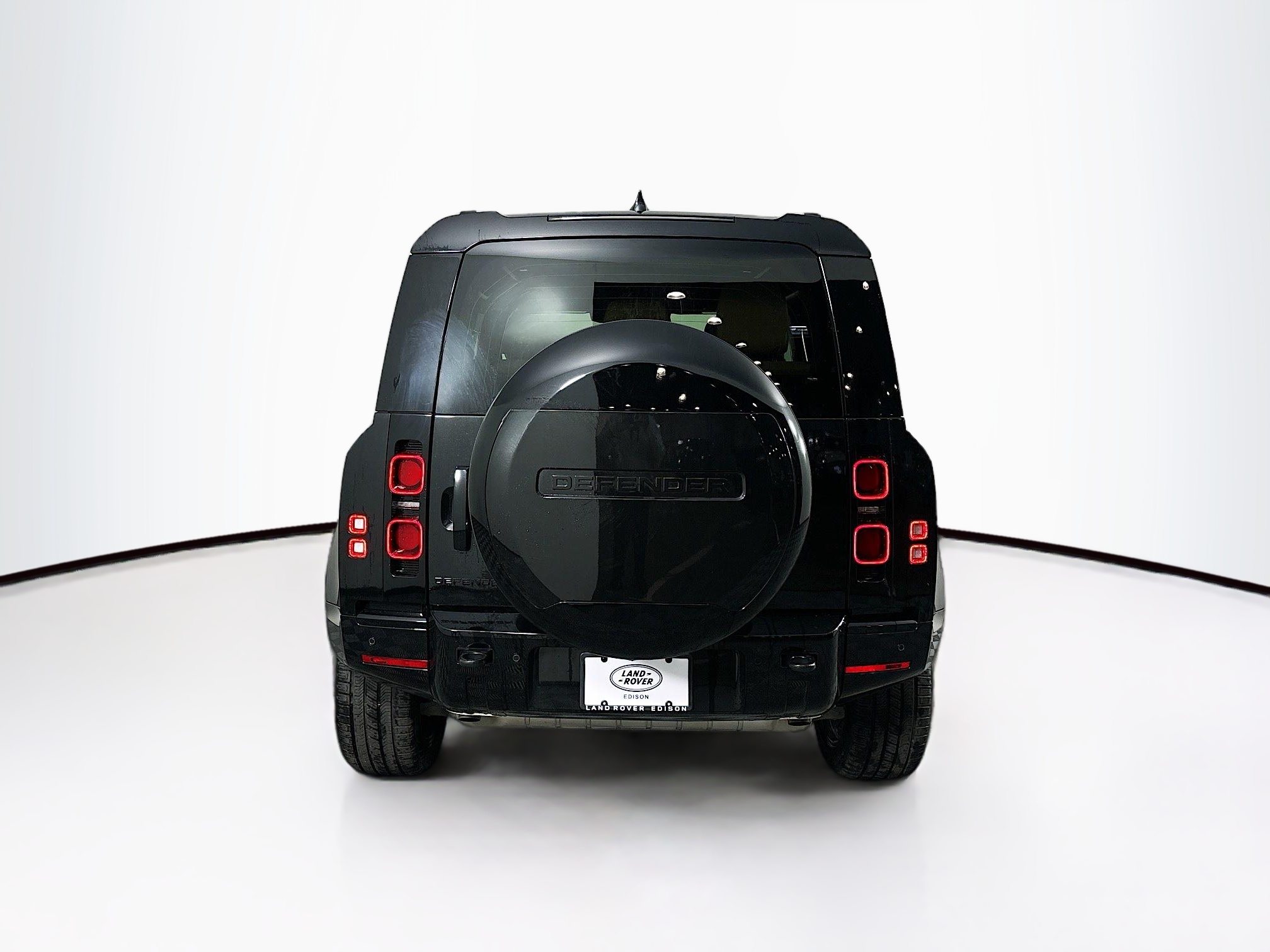 2025 Land Rover Defender 90 X-Dynamic SE photo 6