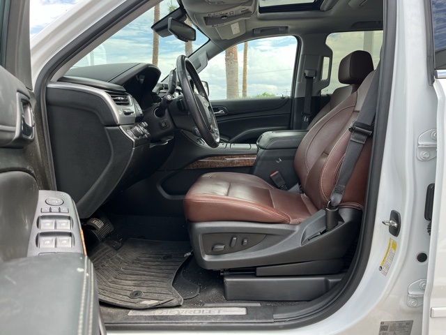 2019 Chevrolet Suburban Premier photo 8