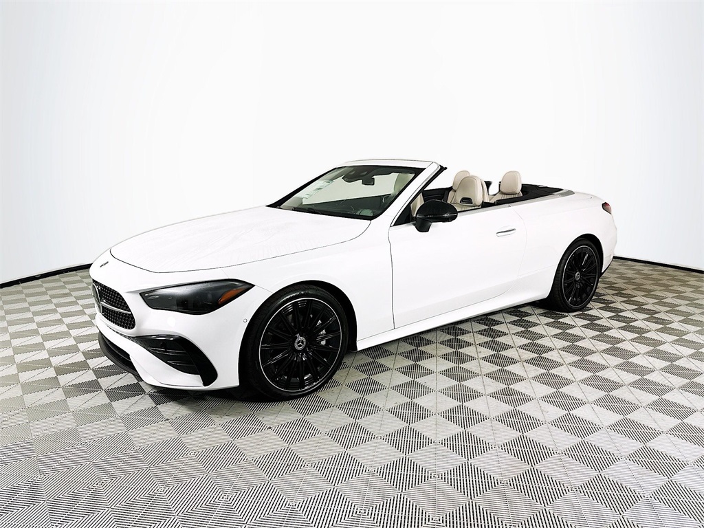 2026 Mercedes Benz CLE 450 4MATIC photo 3