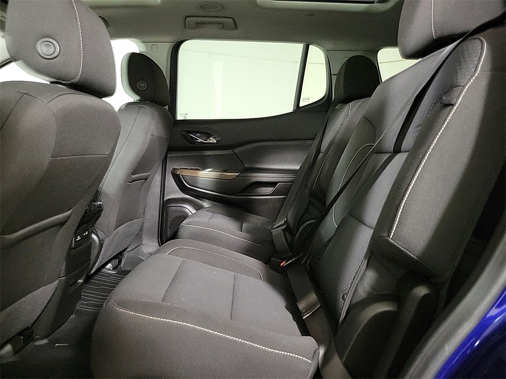 2023 GMC ACADIA - Image 14