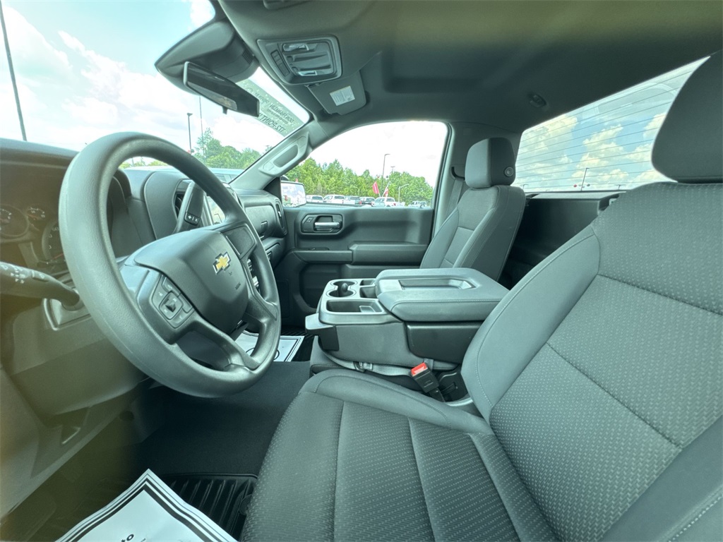 2025 Chevrolet Silverado 1500 photo 11
