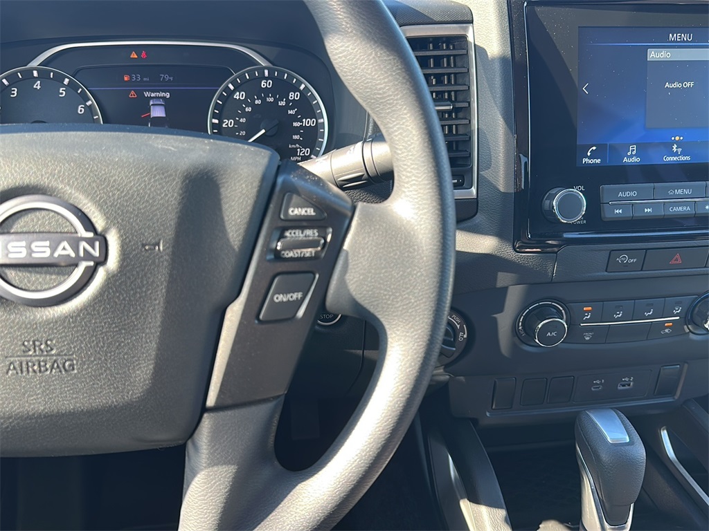 2023 Nissan Frontier Crew Cab SV photo 12