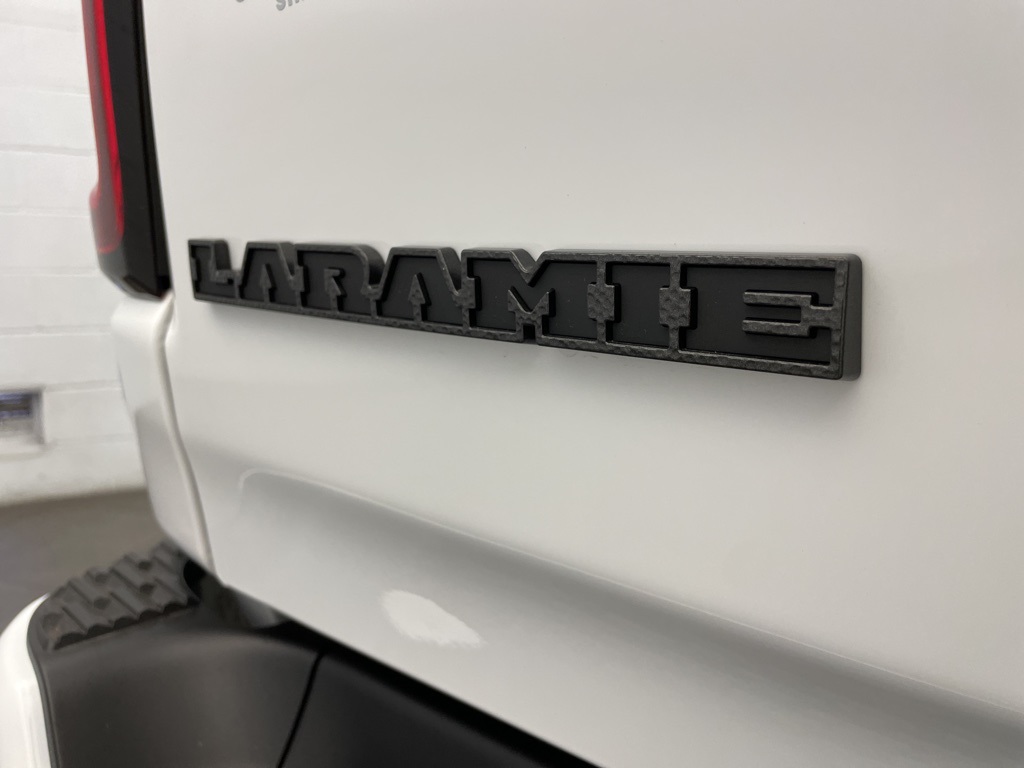 2025 Ram 1500 Laramie photo 4