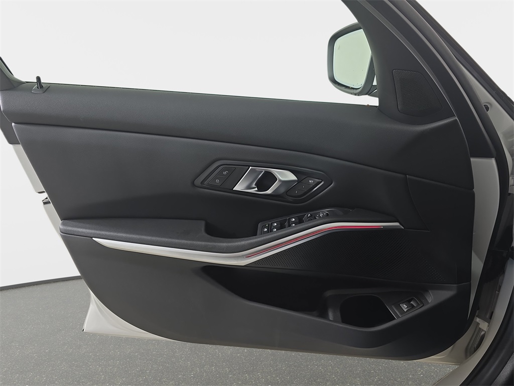 2025 Bmw 330i xDrive photo 26