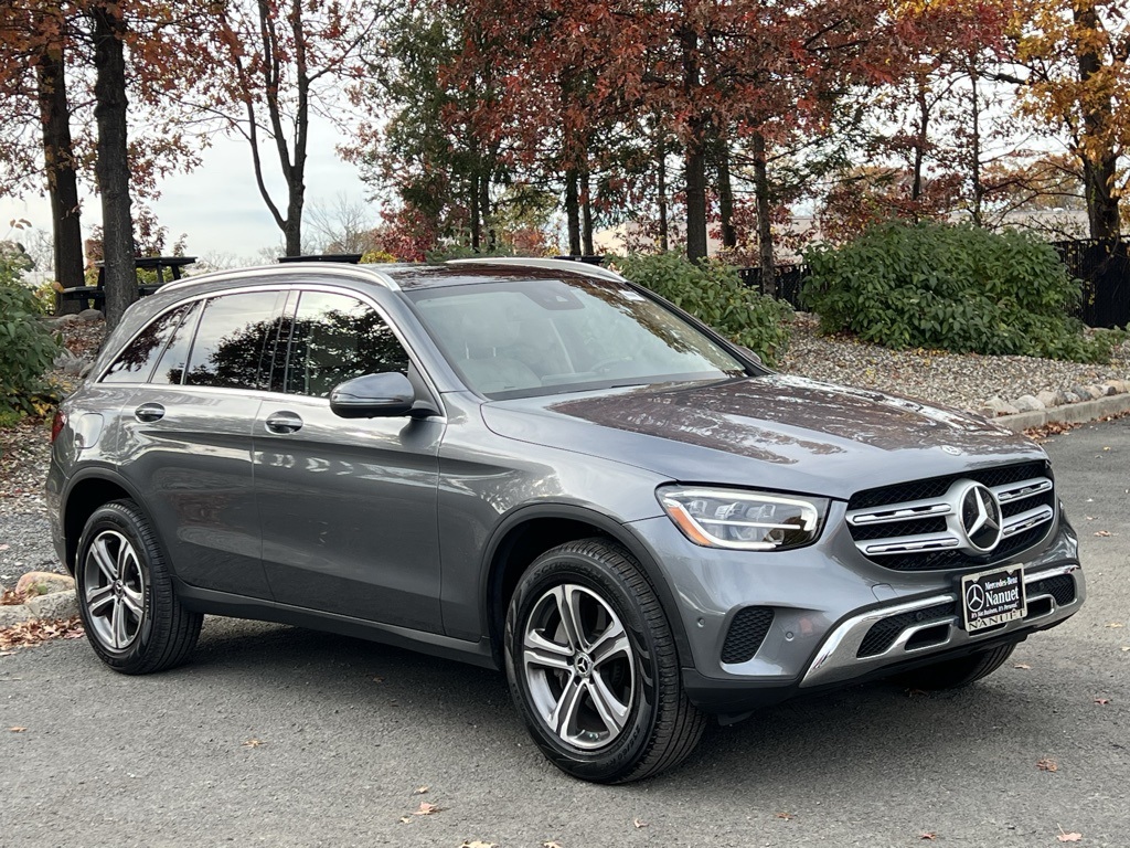 2022 Mercedes Benz GLC 300 4MATIC photo 3
