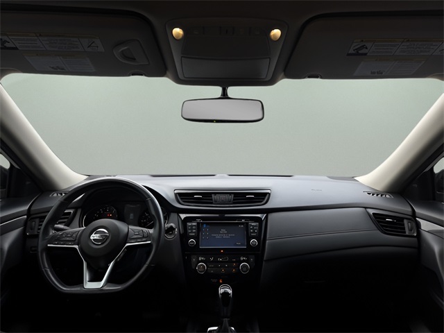 2017 Nissan Rogue SV photo 10