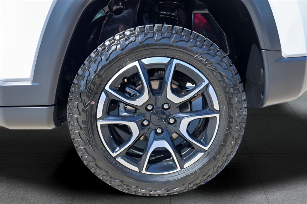 2024 Jeep Compass Trailhawk photo 23