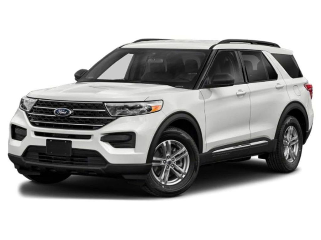 2022 Ford Explorer XLT's photo