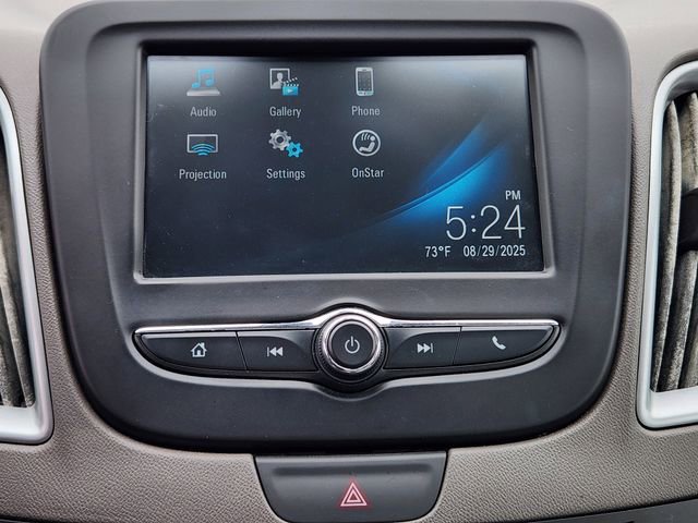 2018 Chevrolet Malibu photo 17
