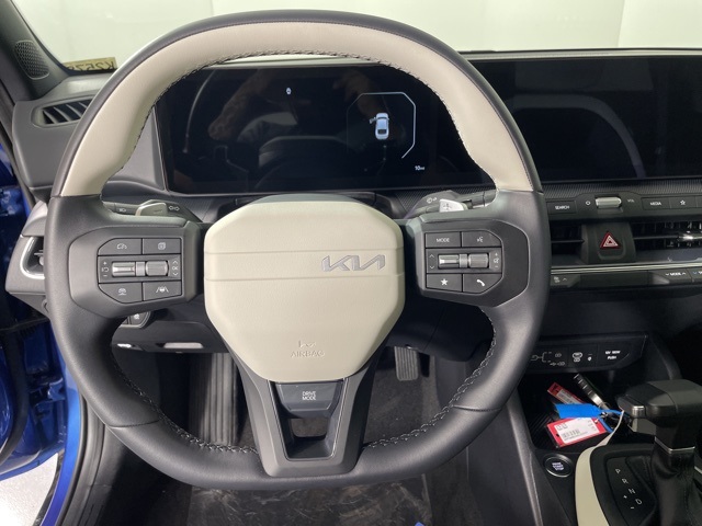 2025 Kia K4 GT-Line photo 21