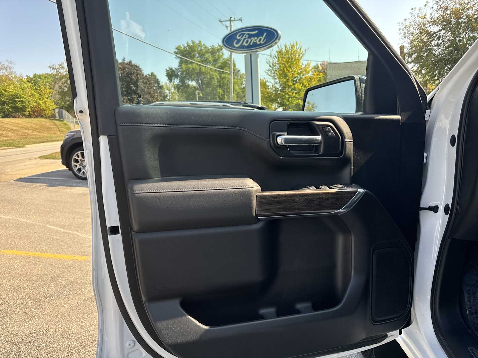 2022 Chevrolet Silverado 1500 LT Trail Boss photo 16