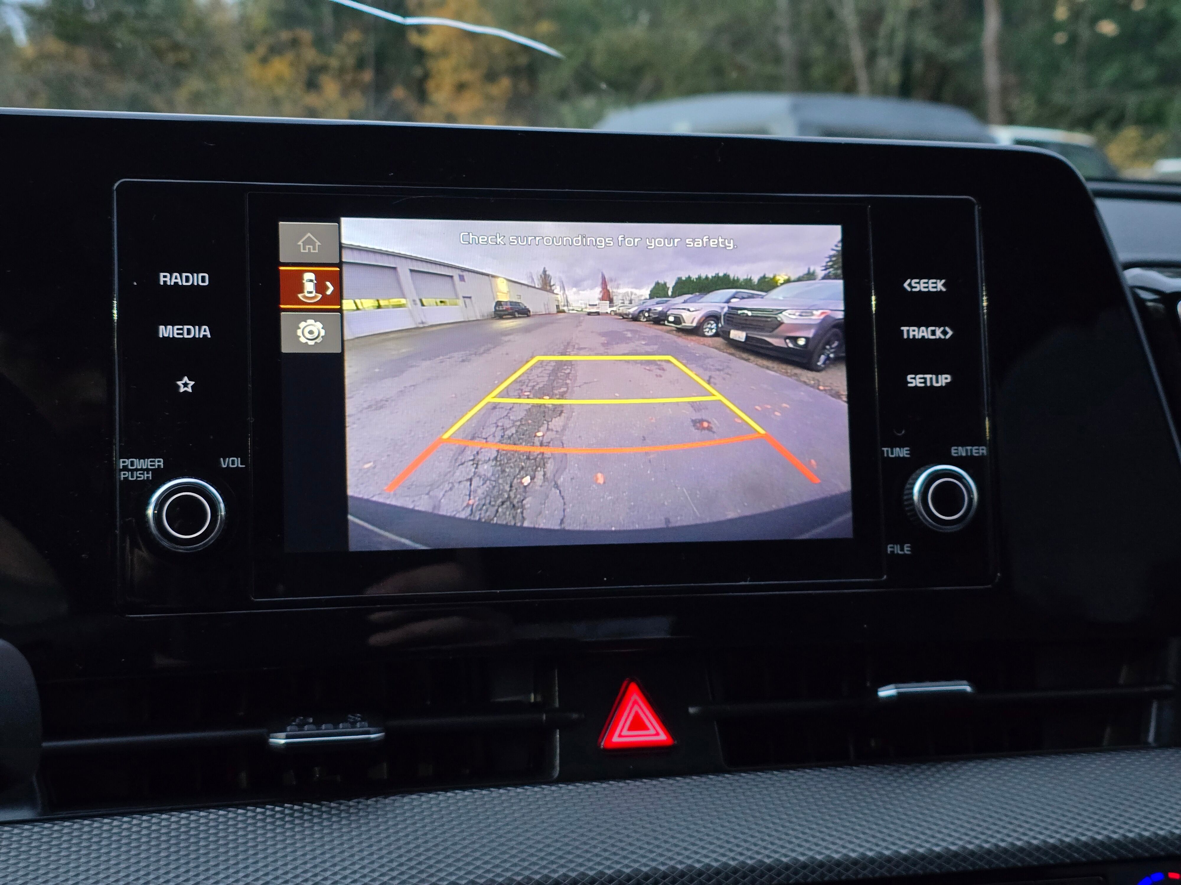 2023 Kia Sportage Hybrid LX photo 4