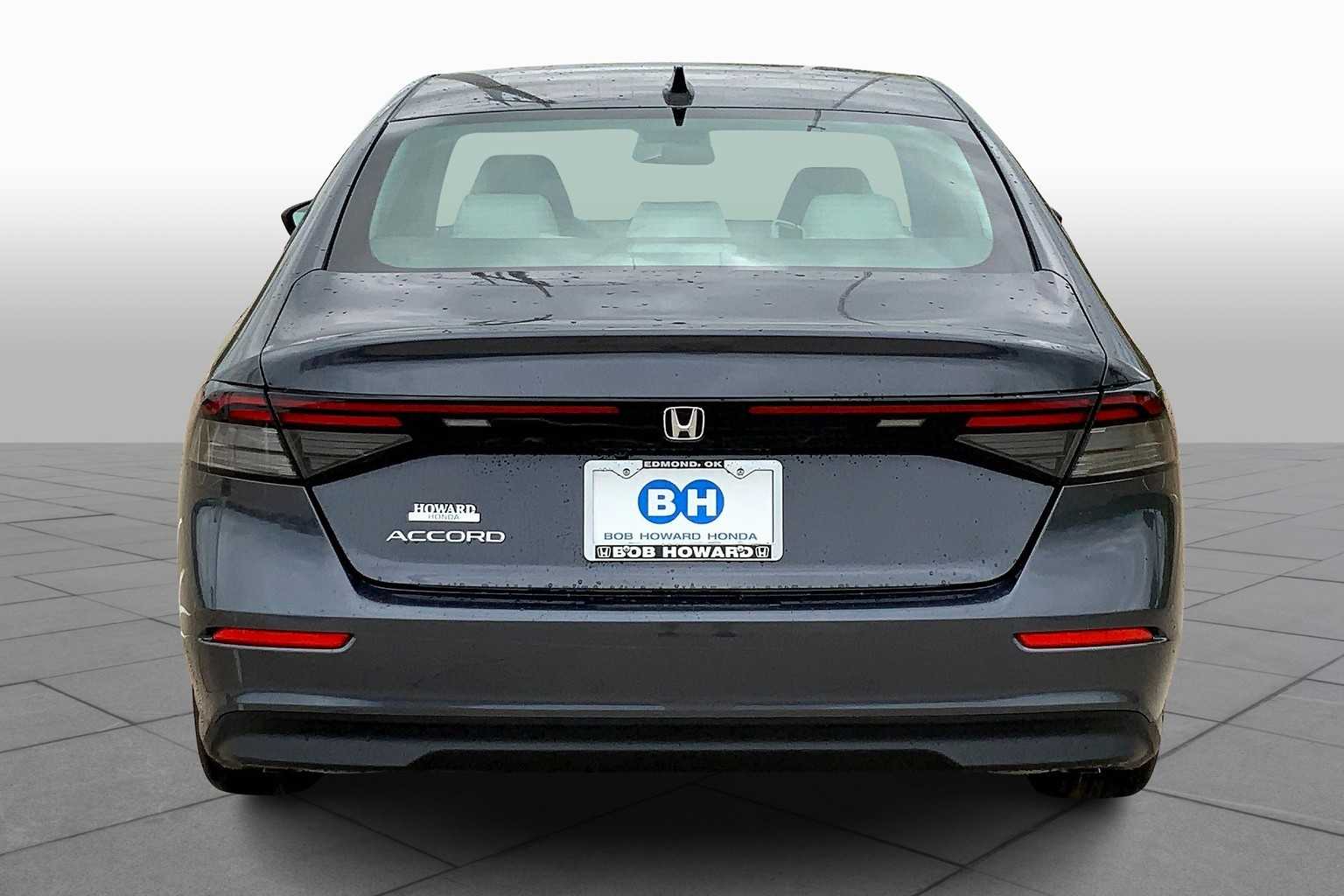 2025 Honda Accord SE photo 4