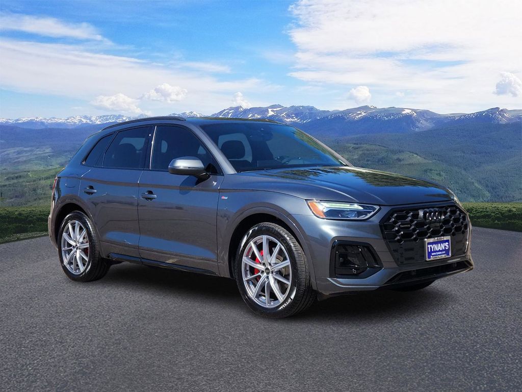 2024 Audi Q5 Premium Plus's photo