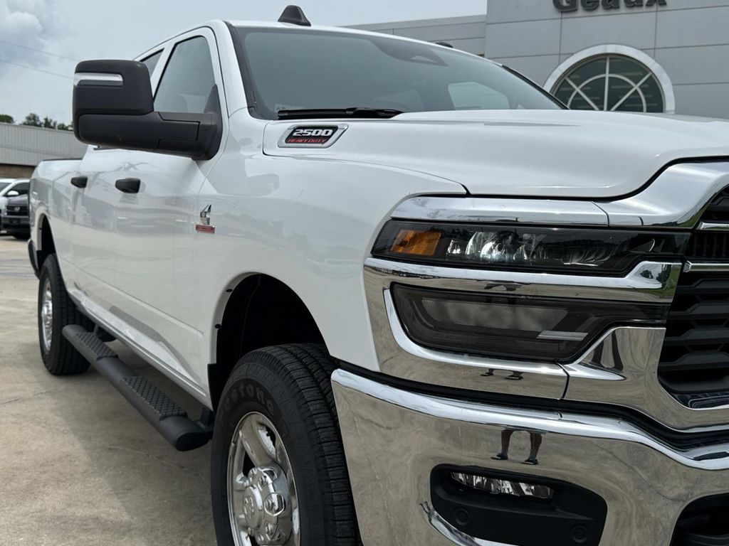 2025 Ram 2500 Tradesman photo 17