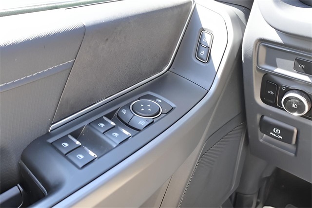 2025 Ford F-150 XLT photo 32