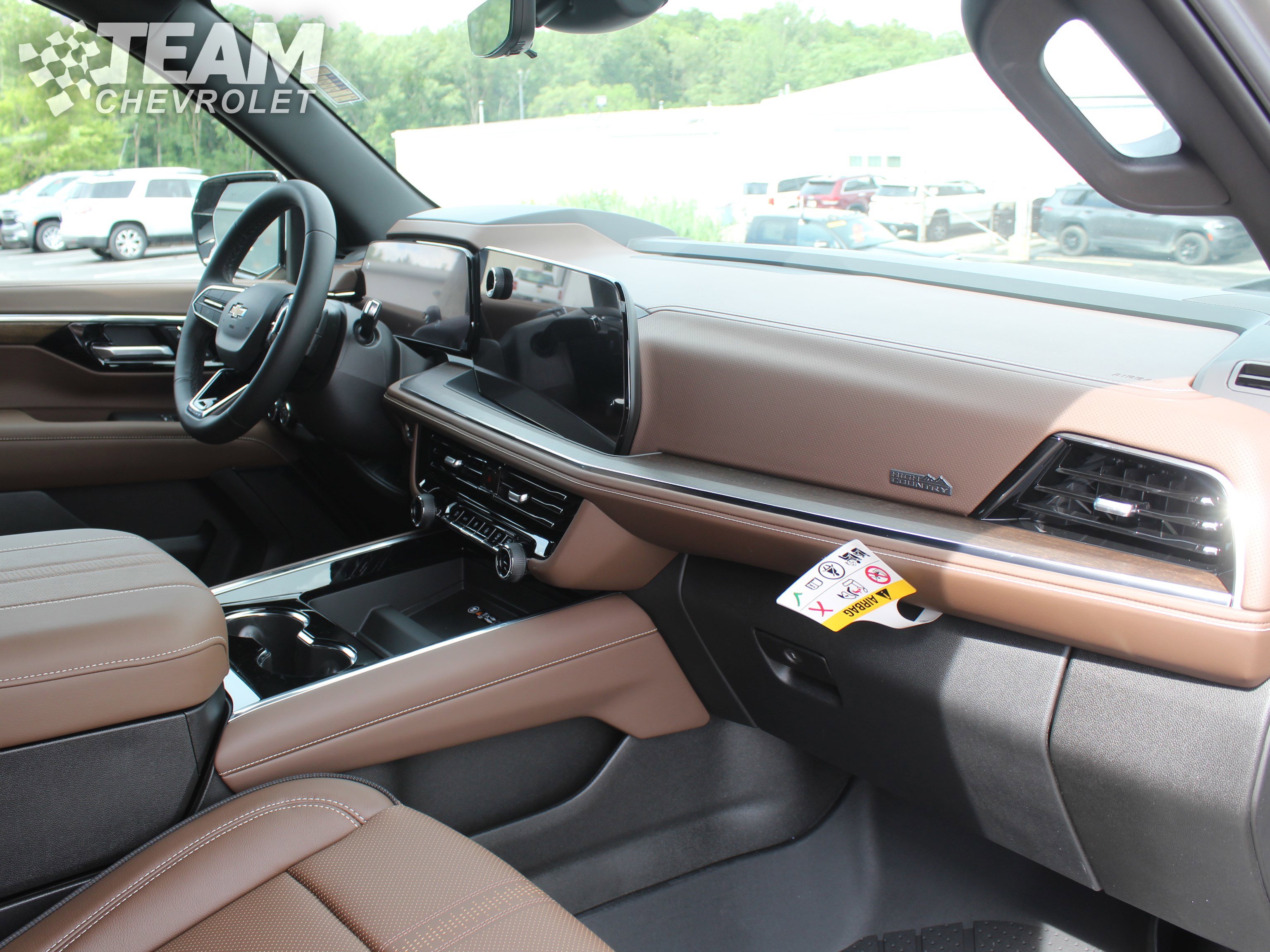 2025 Chevrolet Tahoe High Country photo 16