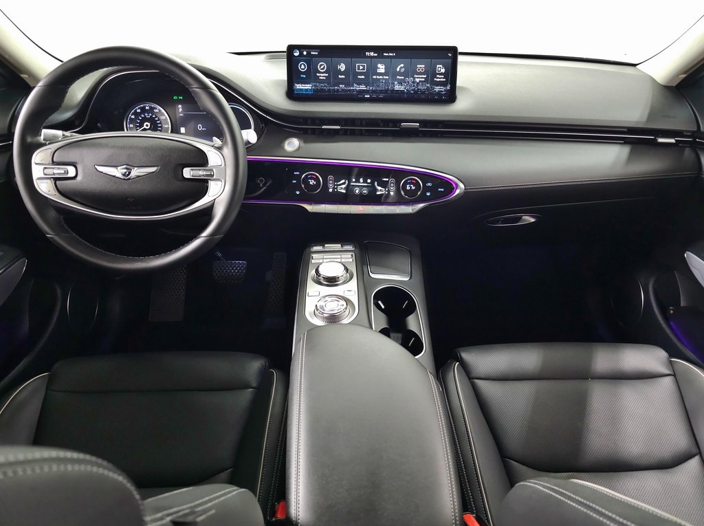 2024 Genesis GV70 2.5T Advanced photo 8