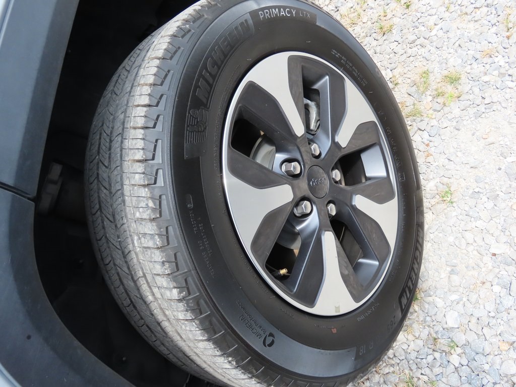 2023 Jeep Cherokee 4xe photo 16