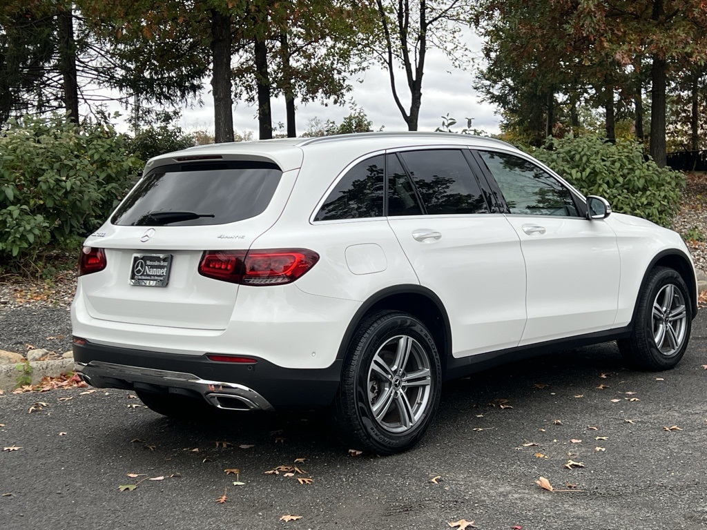 2022 Mercedes Benz GLC 300 4MATIC photo 2