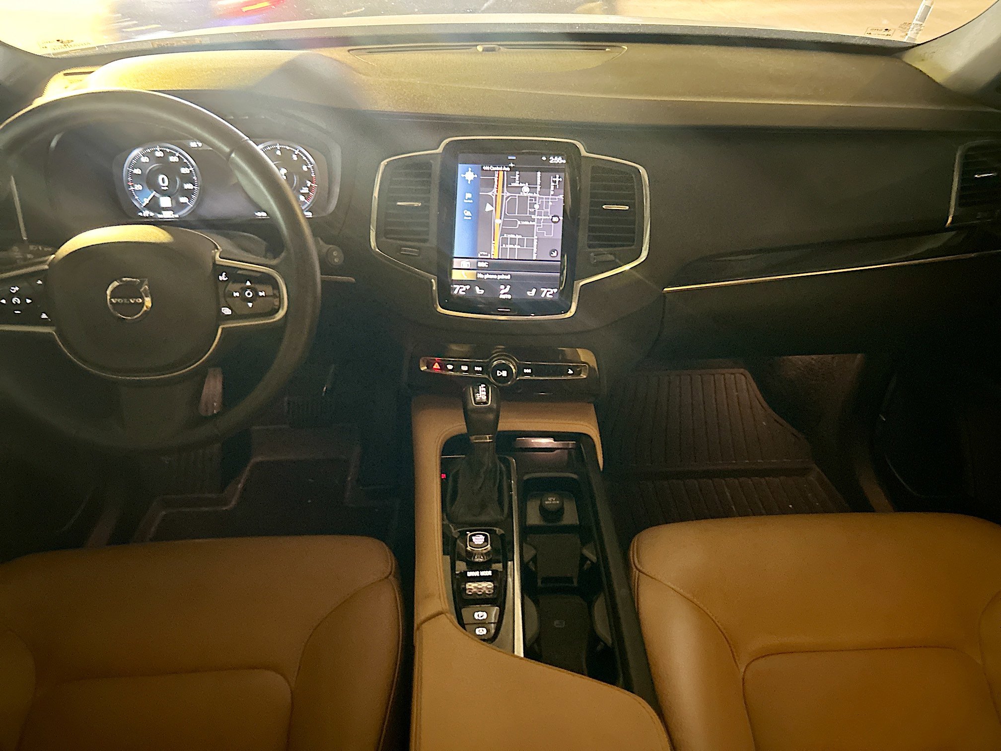 2019 Volvo XC90 Momentum AWD photo 13