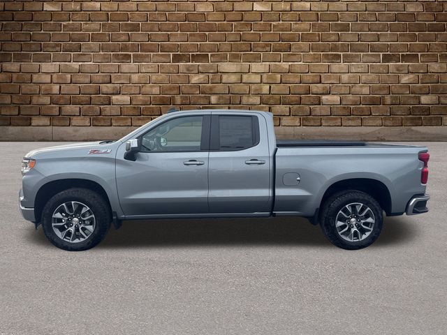 2026 Chevrolet Silverado 1500 LT photo 2