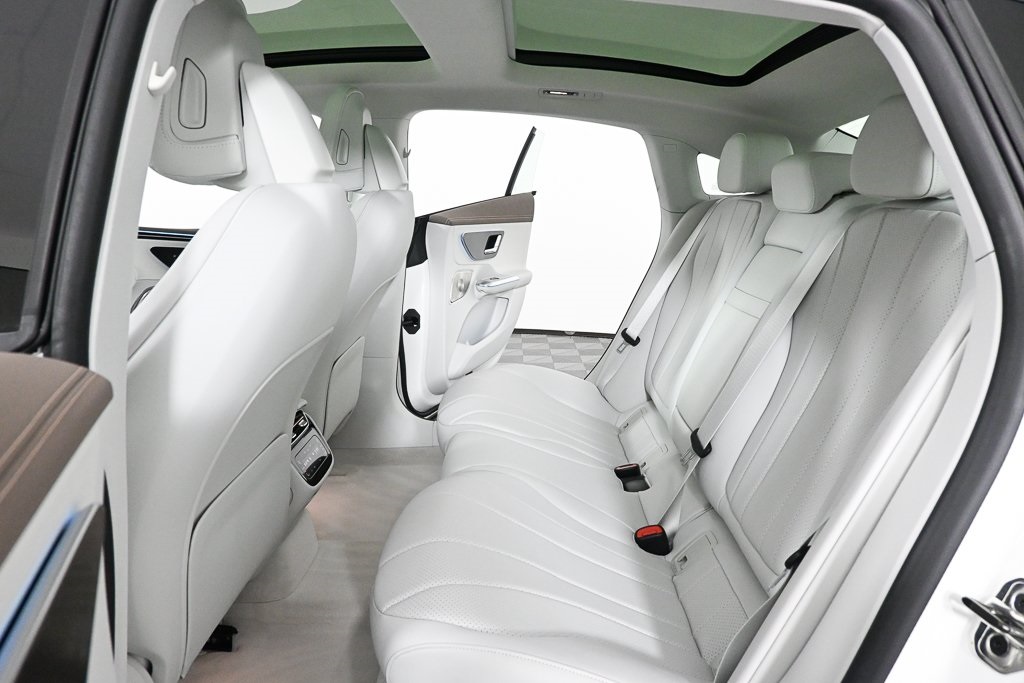 2023 Mercedes Benz EQE Sedan 350 photo 11