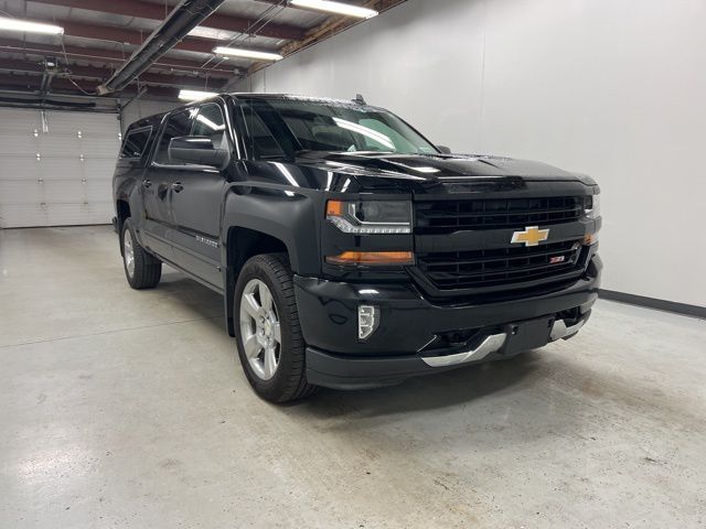 2018 Chevrolet Silverado 1500 LT photo 3