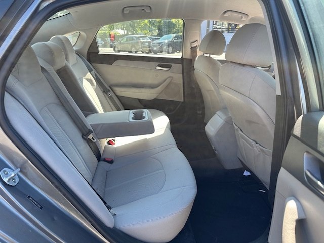 2019 Hyundai Sonata SE photo 8