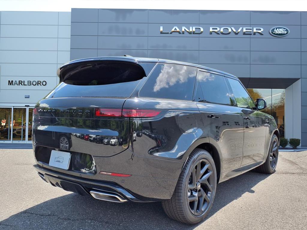 2025 Land Rover Range Rover Sport SE photo 2
