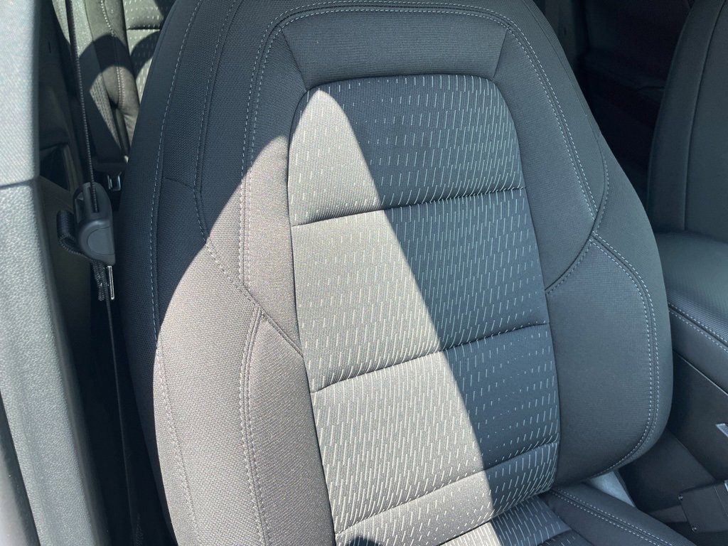 2026 Chevrolet Equinox LT photo 27