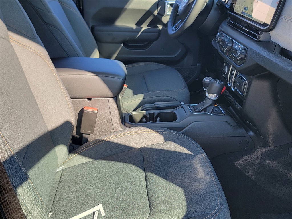 2025 Jeep Wrangler Sport S photo 12