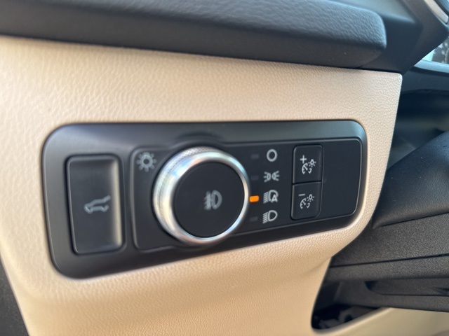 2022 Ford Escape SEL photo 20