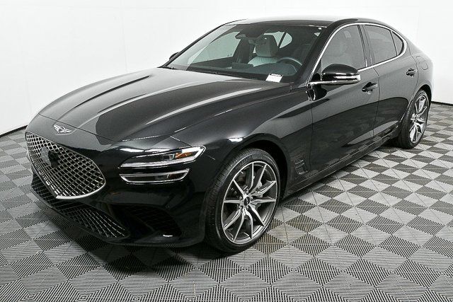 2025 Genesis G70 2.5T photo 3