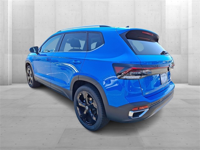 2025 Volkswagen Taos SEL photo 3