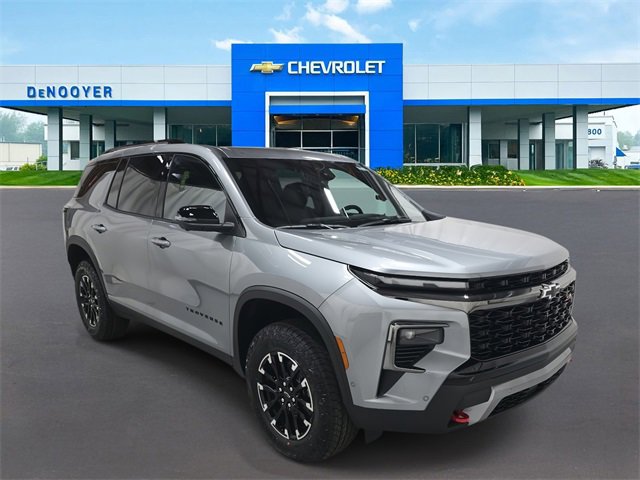 2026 Chevrolet Traverse Z71 photo 2