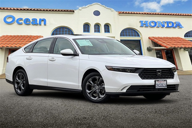 2023 Honda Accord EX photo 2