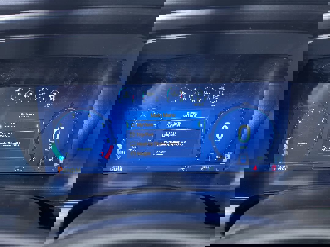 2025 Ford F-150 Platinum photo 16