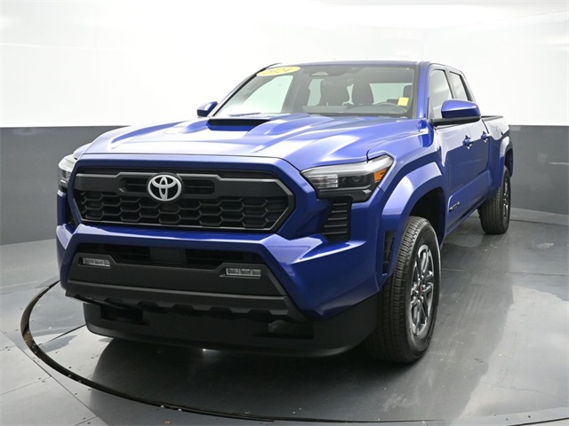 2024 Toyota Tacoma TRD Sport's photo