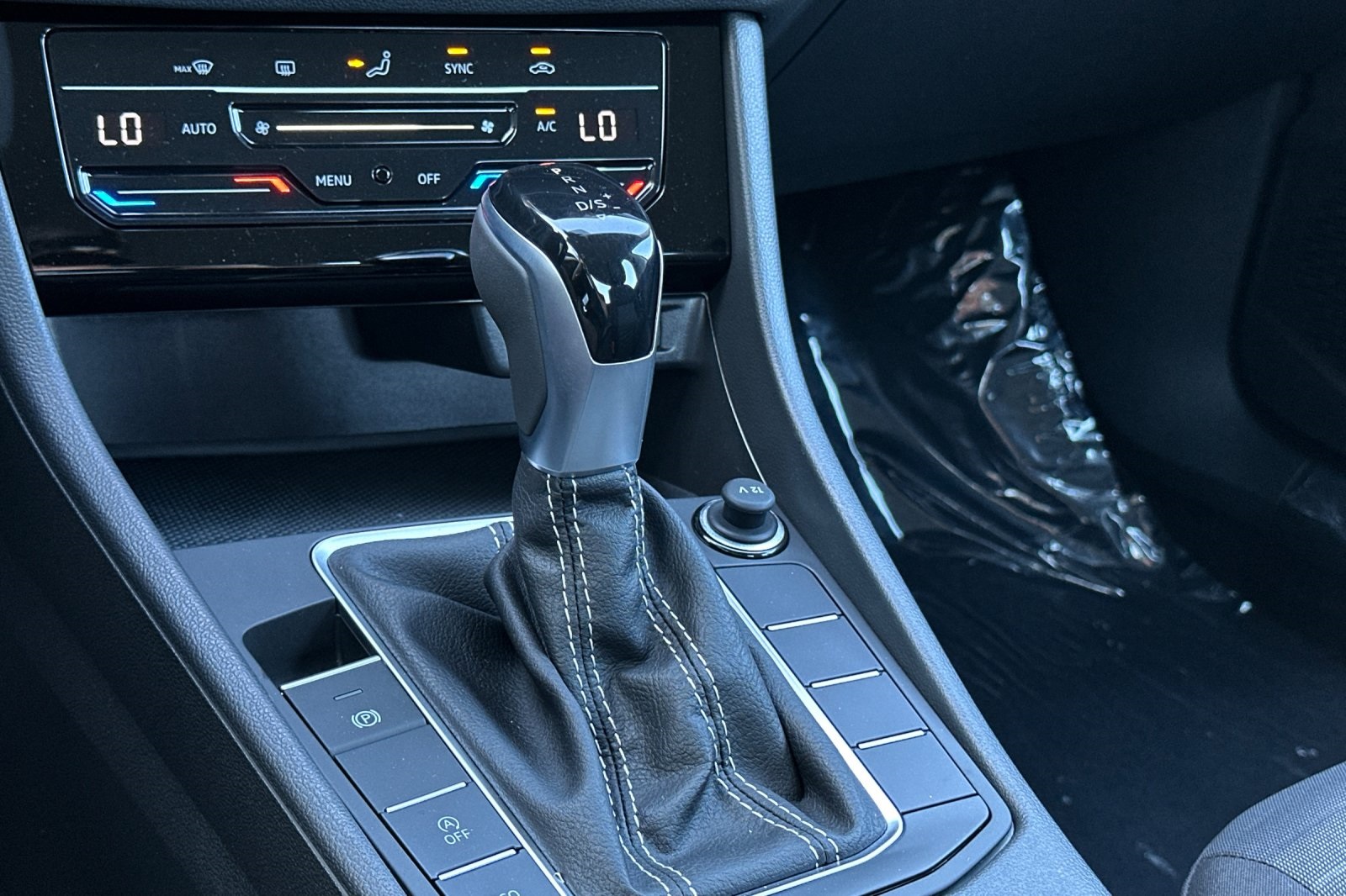 2025 Volkswagen Jetta 1.5T S photo 19